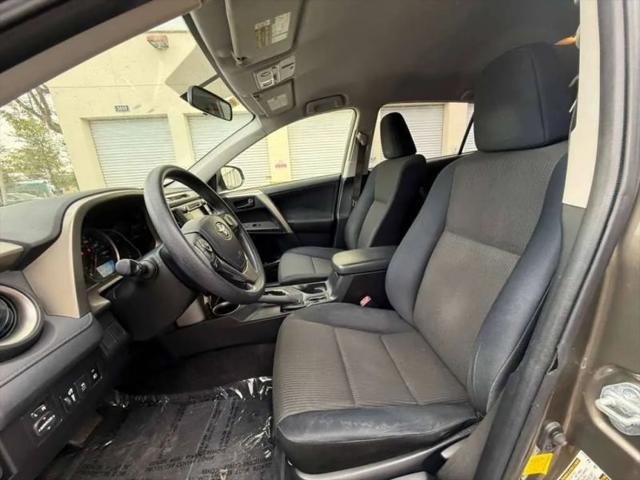 2014 Toyota RAV4 LE