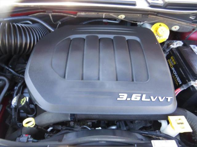 2016 Chrysler Town & Country S