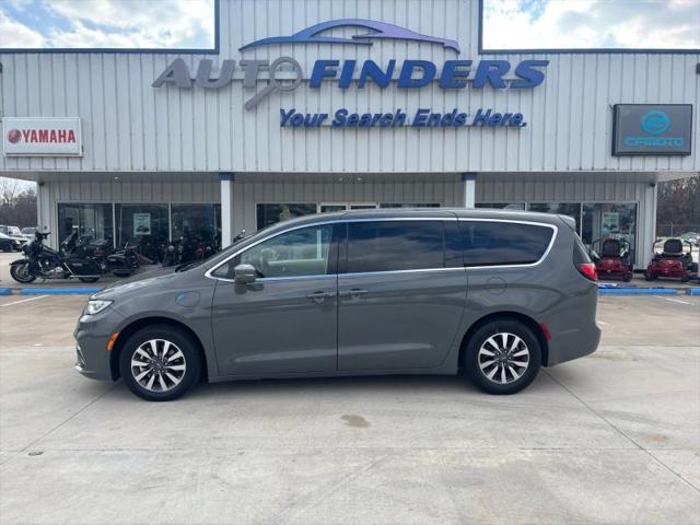 2022 Chrysler Pacifica Hybrid Touring L for sale in Roland, OK