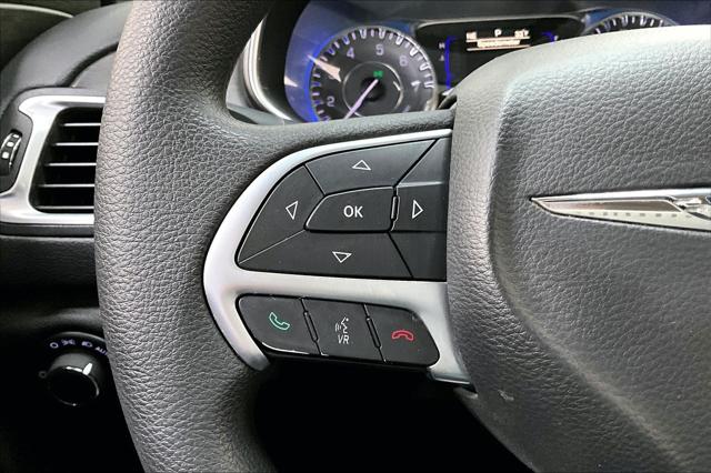2016 Chrysler 200 Limited