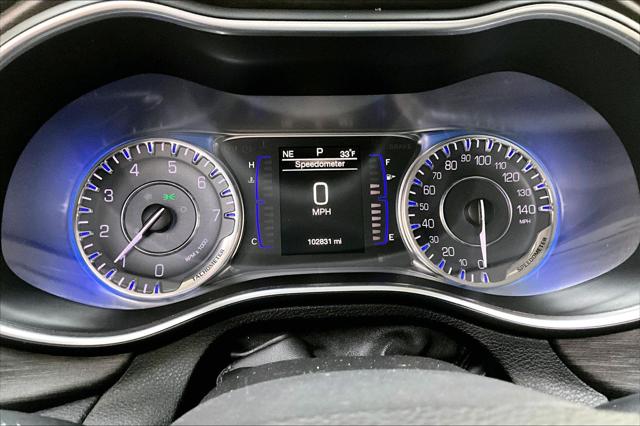 2016 Chrysler 200 Limited