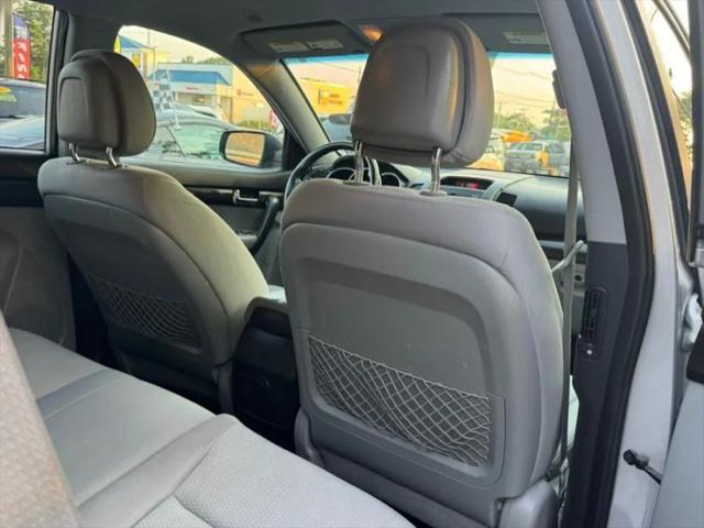 2011 Kia Sorento LX V6