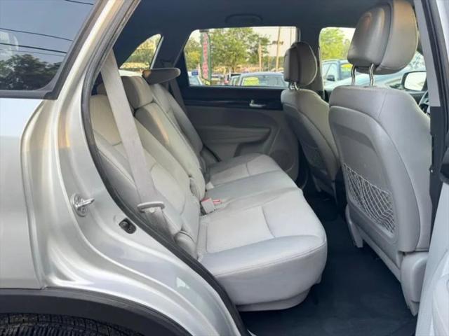 2011 Kia Sorento LX V6