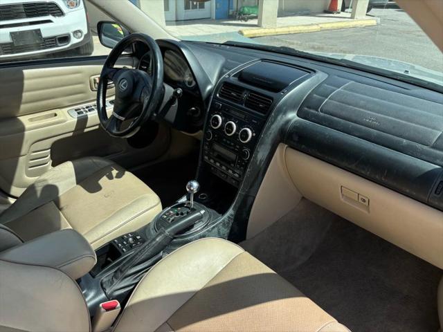 2004 Lexus IS 300 300