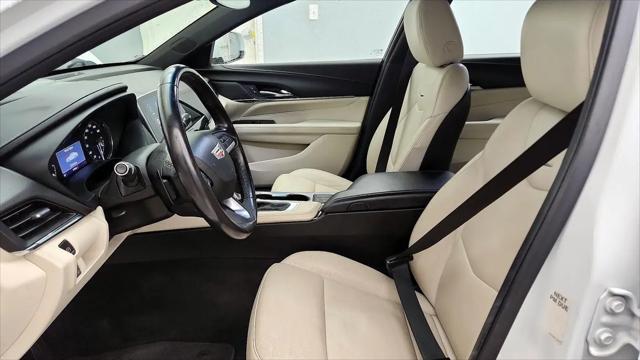 2022 Cadillac CT4 Premium Luxury