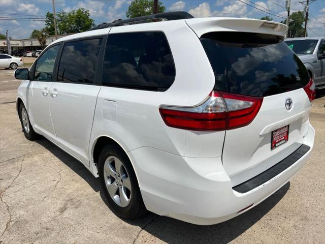 2015 Toyota Sienna LE 7 Passenger