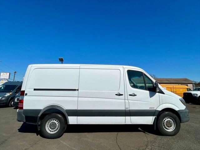 2015 Mercedes-Benz Sprinter 2500 Normal Roof