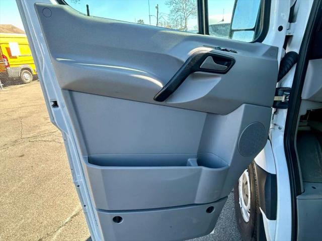 2015 Mercedes-Benz Sprinter 2500 Normal Roof