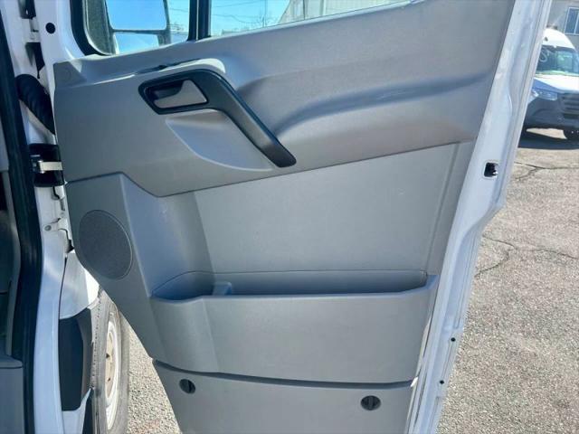 2015 Mercedes-Benz Sprinter 2500 Normal Roof
