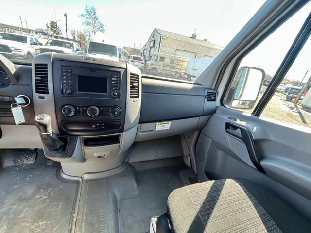 2015 Mercedes-Benz Sprinter 2500 Normal Roof