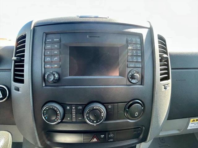 2015 Mercedes-Benz Sprinter 2500 Normal Roof
