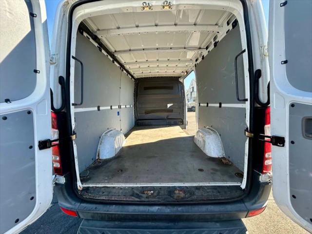 2015 Mercedes-Benz Sprinter 2500 Normal Roof