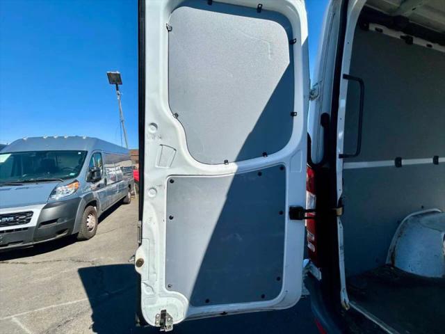 2015 Mercedes-Benz Sprinter 2500 Normal Roof