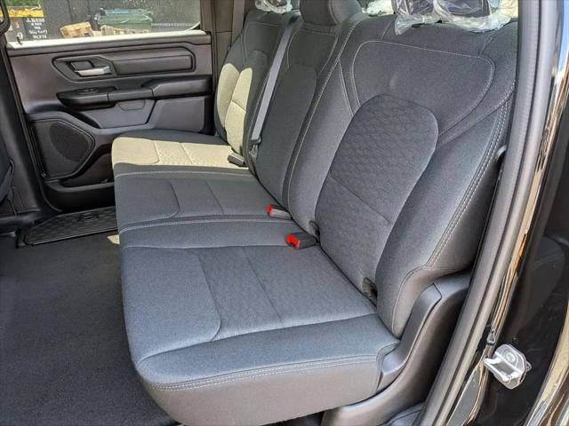 2026 Ram 1500 Express Crew Cab 4x4 57 Box