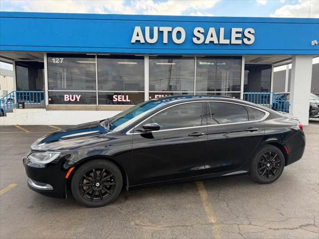 2016 Chrysler 200 Limited Platinum