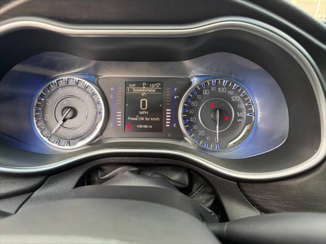 2016 Chrysler 200 Limited Platinum