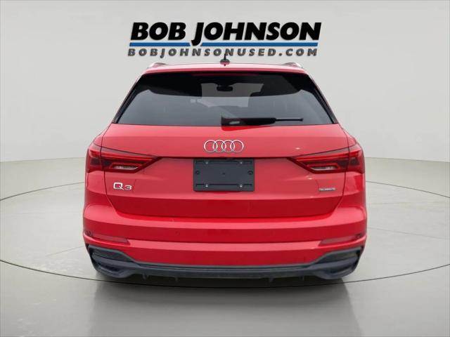 2025 Audi Q3 Premium 45 TFSI S line quattro Tiptronic