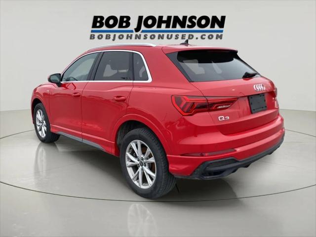 2025 Audi Q3 Premium 45 TFSI S line quattro Tiptronic