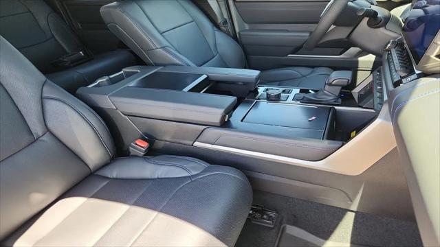 2026 Toyota Tundra Platinum Hybrid CrewMax 5.5' Bed