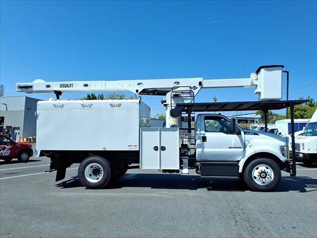 2025 Ford F-750 F750 REGULAR CAB DOCK HGT