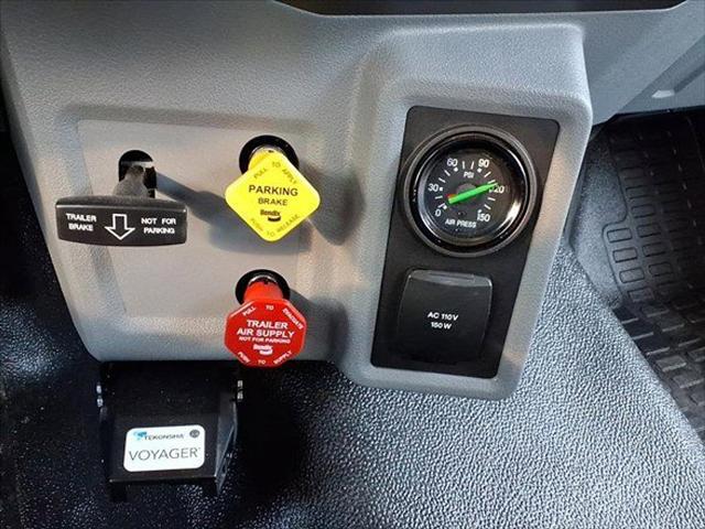 2025 Ford F-750 F750 REGULAR CAB DOCK HGT