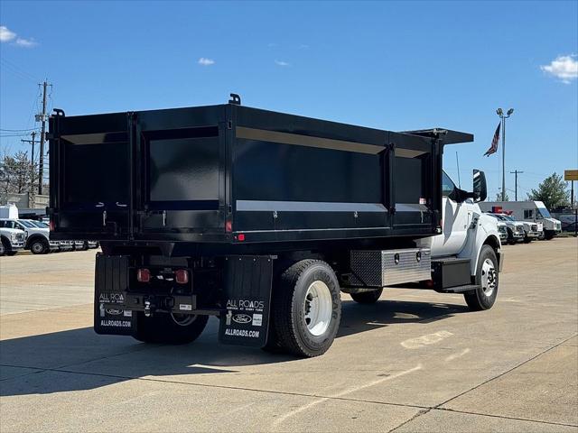 2025 Ford F-650 F650 REGULAR CAB DOCK HGT