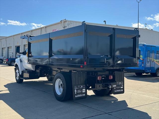 2025 Ford F-650 F650 REGULAR CAB DOCK HGT