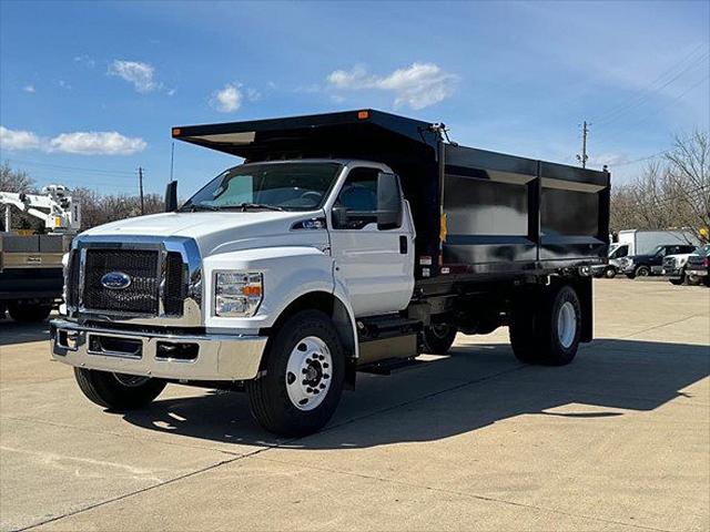 2025 Ford F-650 F650 REGULAR CAB DOCK HGT