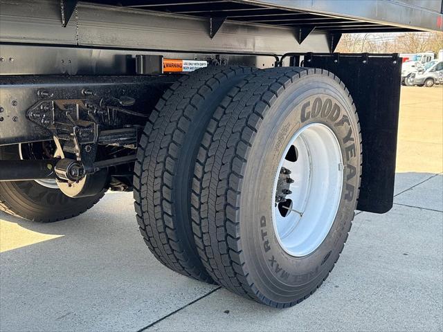 2025 Ford F-650 F650 REGULAR CAB DOCK HGT