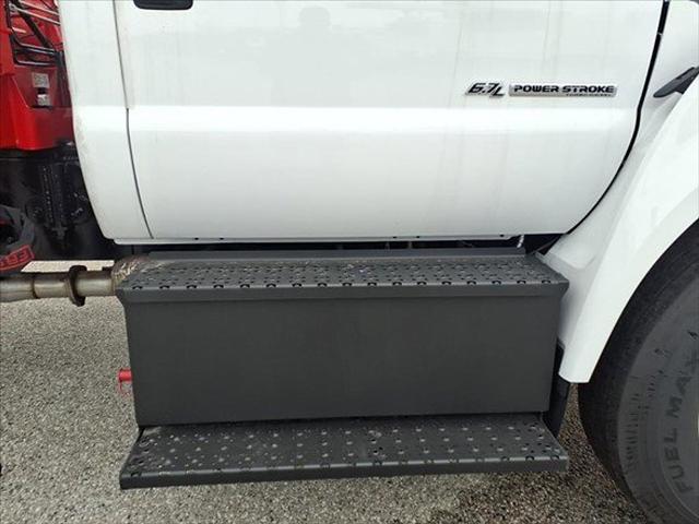 2026 Ford F-750 F750 REGULAR CAB DOCK HGT