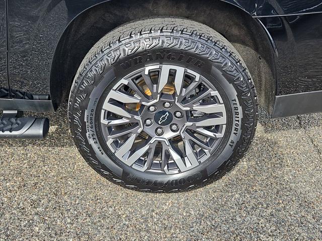2025 Chevrolet Suburban 4WD Z71