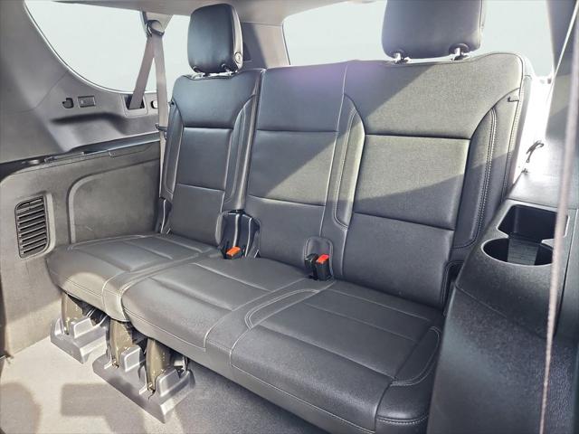 2025 Chevrolet Suburban 4WD Z71