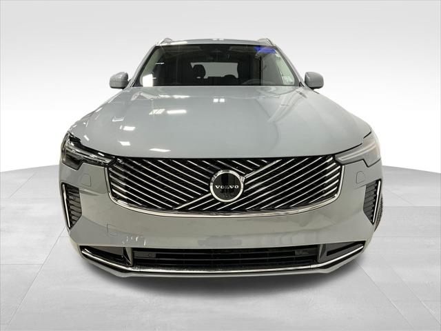 2026 Volvo XC90 Ultra, B6 AWD Gas (mild hybrid), Gasoline, Bright, 7 Seats
