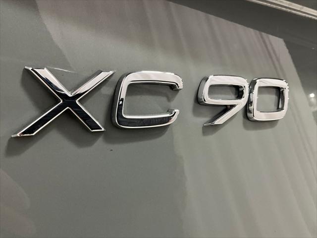 2026 Volvo XC90 Ultra, B6 AWD Gas (mild hybrid), Gasoline, Bright, 7 Seats