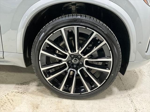 2026 Volvo XC90 Ultra, B6 AWD Gas (mild hybrid), Gasoline, Bright, 7 Seats