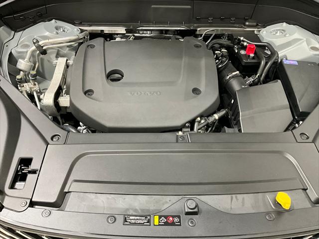 2026 Volvo XC90 Ultra, B6 AWD Gas (mild hybrid), Gasoline, Bright, 7 Seats