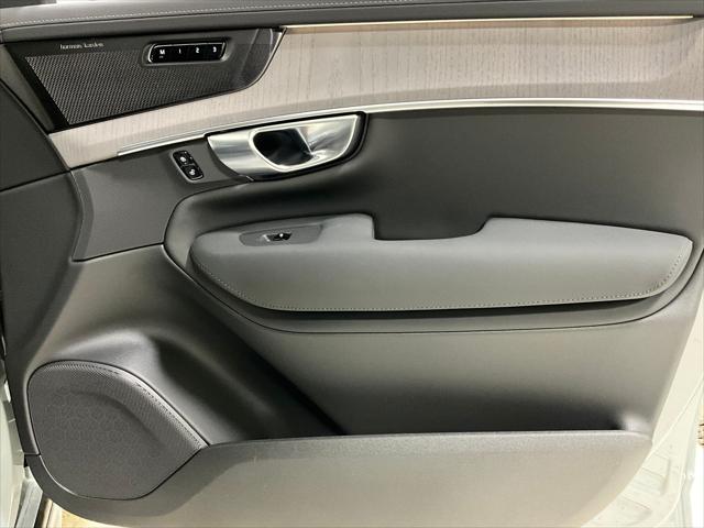 2026 Volvo XC90 Ultra, B6 AWD Gas (mild hybrid), Gasoline, Bright, 7 Seats