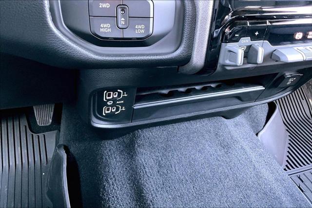 2026 Ram 3500 Tradesman Crew Cab 4x4 8 Box