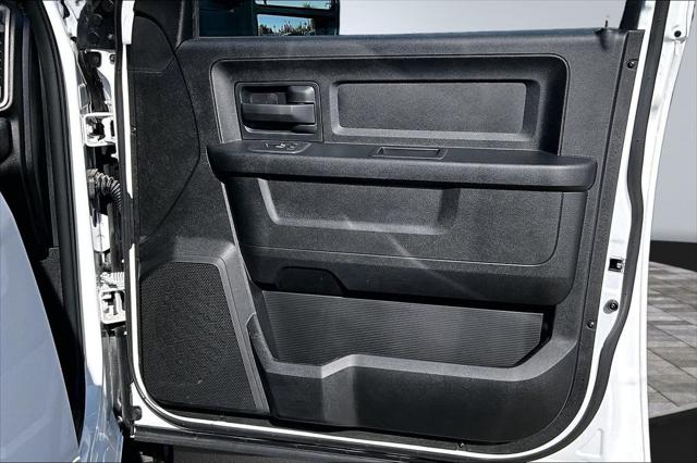 2026 Ram 3500 Tradesman Crew Cab 4x4 8 Box