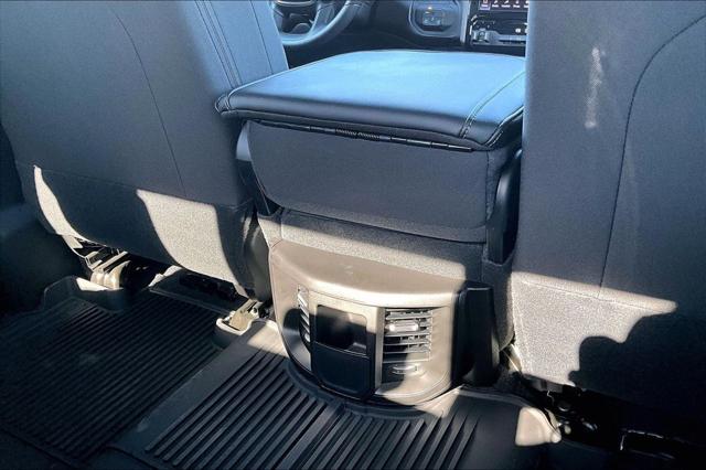 2026 Ram 3500 Tradesman Crew Cab 4x4 8 Box