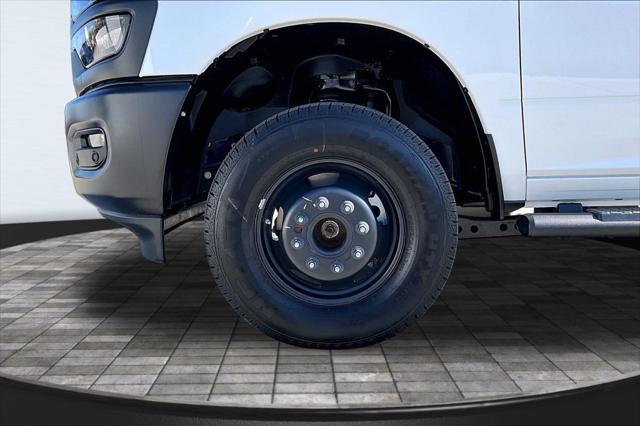 2026 Ram 3500 Tradesman Crew Cab 4x4 8 Box
