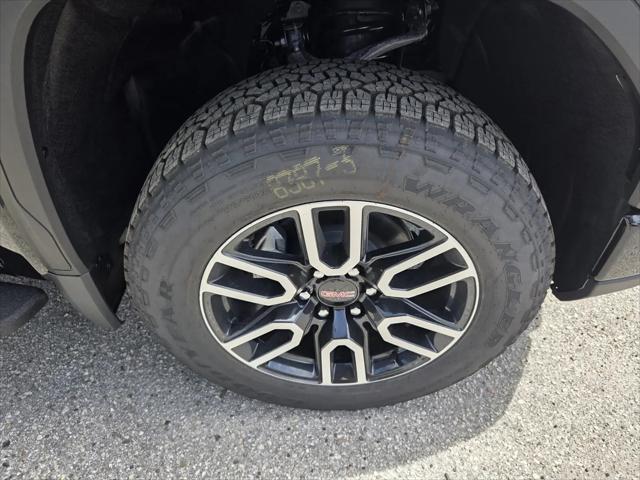 2026 GMC Sierra 1500 Crew Cab, Short Bed, AT4, 4WD