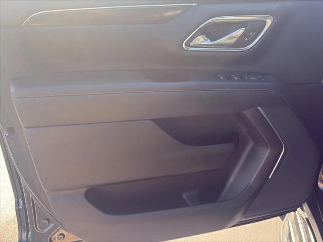 2023 GMC Yukon XL 4WD SLE