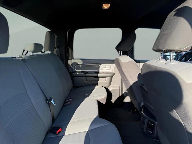 2023 Ram 3500 Big Horn Crew Cab 4x4 8' Box