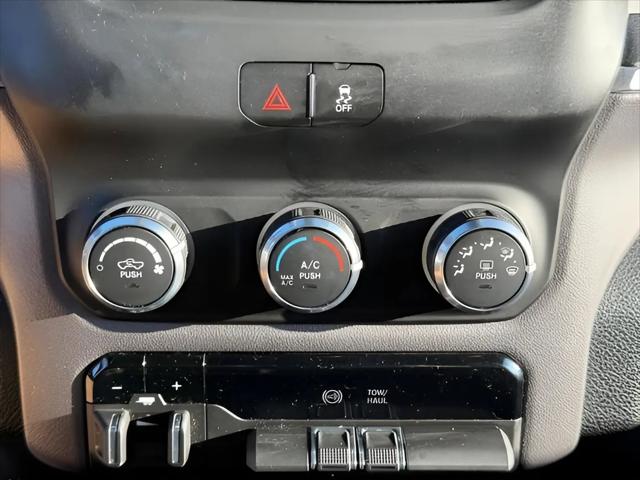 2023 Ram 3500 Big Horn Crew Cab 4x4 8' Box