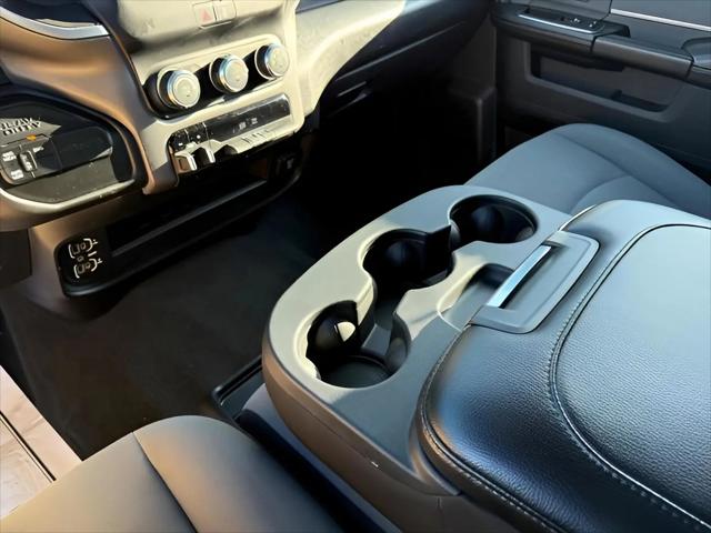 2023 Ram 3500 Big Horn Crew Cab 4x4 8' Box