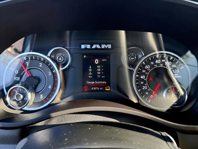 2023 Ram 3500 Big Horn Crew Cab 4x4 8' Box