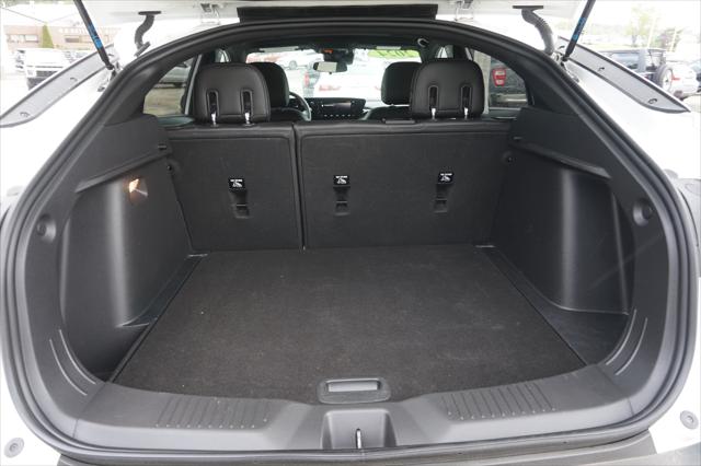 2024 Buick NV Preferred FWD