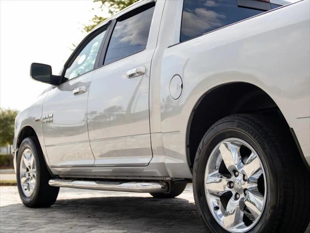 2017 Ram 1500 Big Horn Crew Cab 4x4 5'7" Box