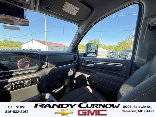 2026 GMC Sierra 2500HD Crew Cab, Standard Bed, SLE, 4WD